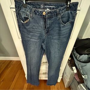 No Boundaries Women's Classic Blue Straight Leg Jeans